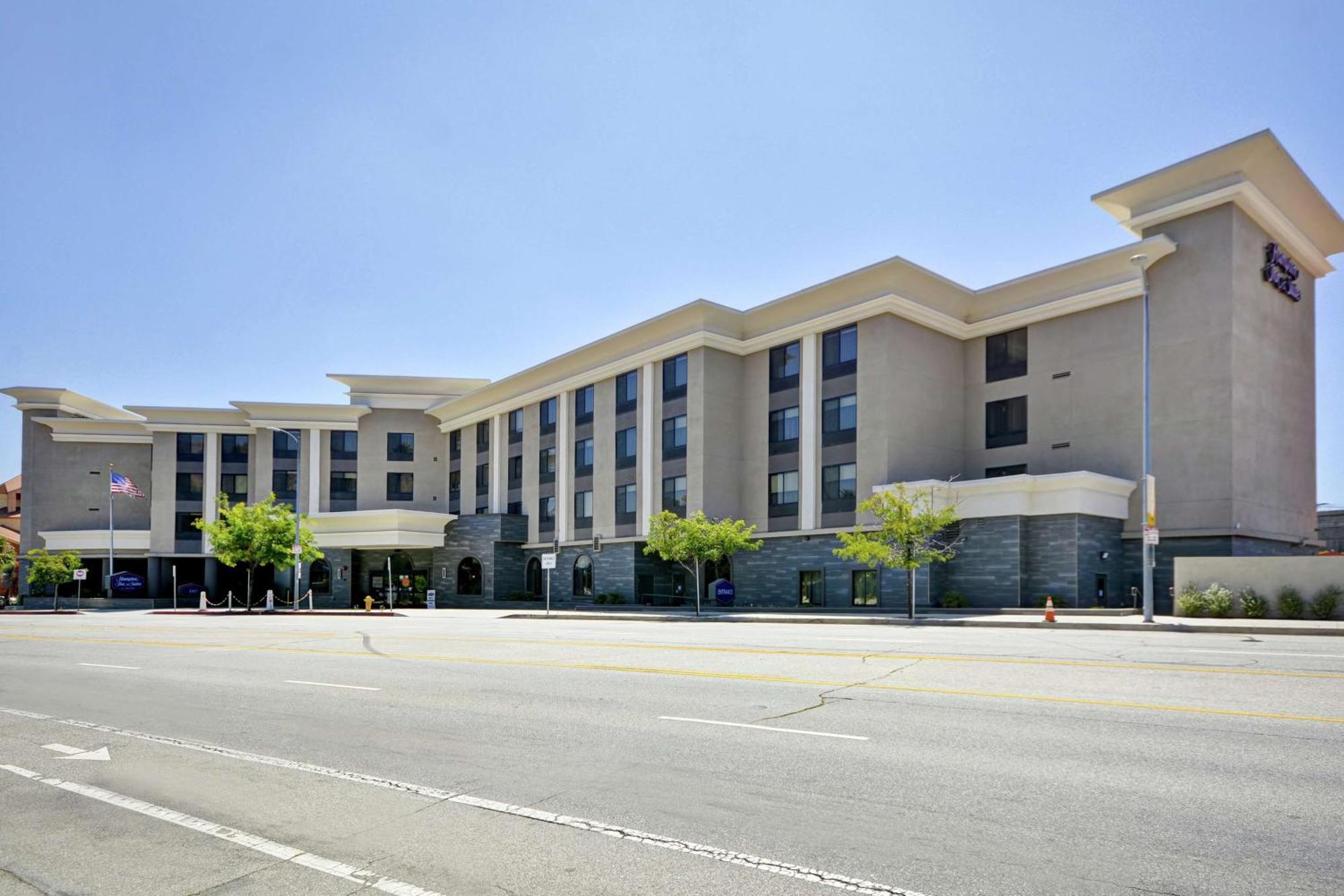 Hampton Inn & Suites Los Angeles Burbank Airport Exterior foto